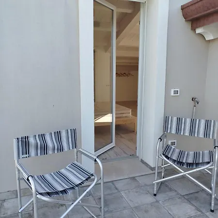 Slowcasa - Garden & Pool - Full *