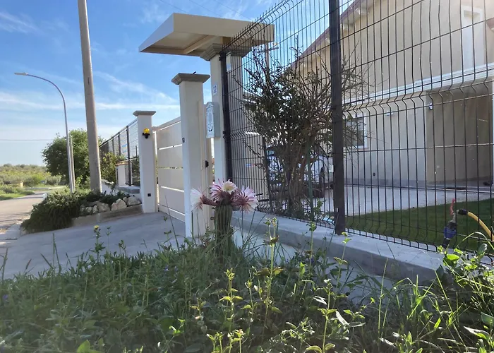 Slowcasa - Garden & Pool شاليه